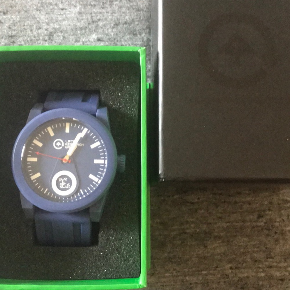 LRG men’s watch